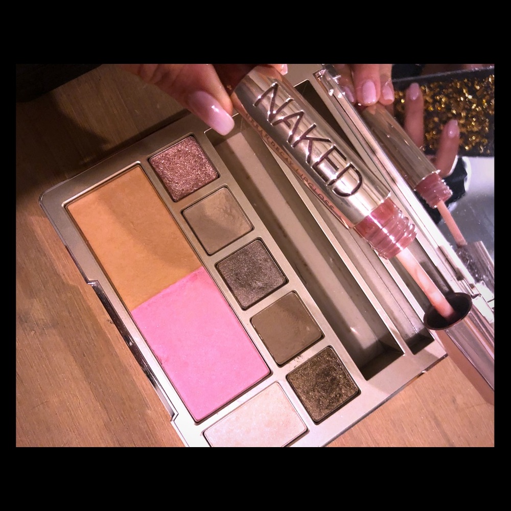 Urban Decay Naked On the Run Palette